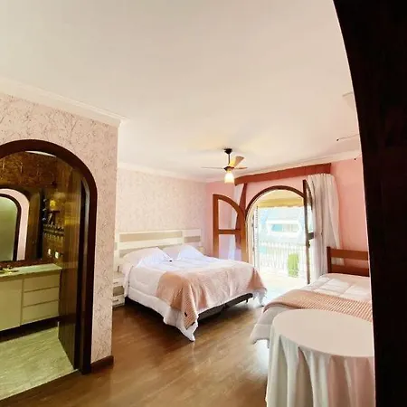 Pousada Hotel Casa Central Sao Bento do Sapucai Exterior photo