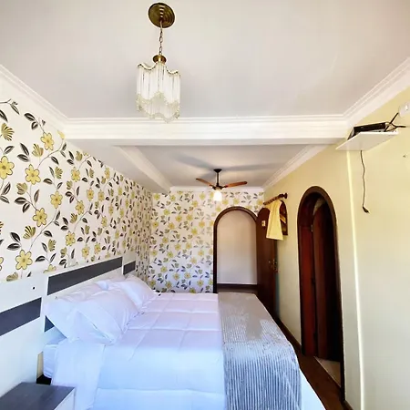 Pousada Hotel Casa Central Sao Bento do Sapucai Exterior photo